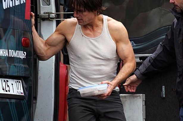 tom cruise muscles